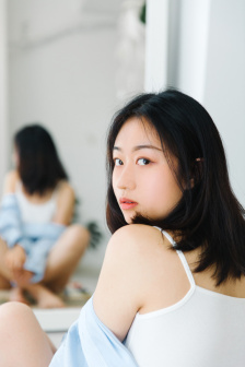 地下室偶像14集未增删带翻译